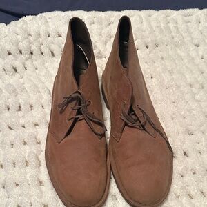 Clarks Men's Tan Chukka Boots